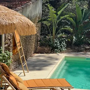  Hébergement de vacances L'amarantine France